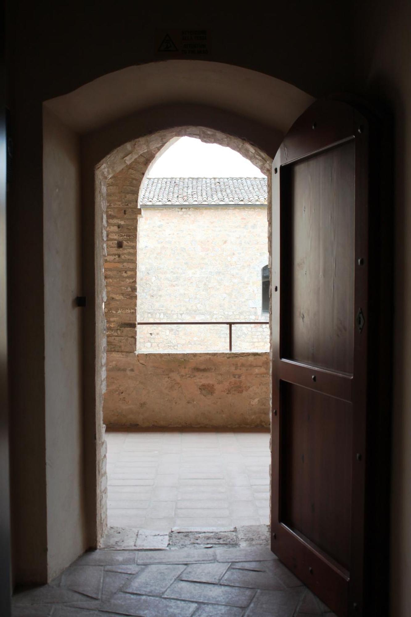 Contessa Ava Dei Lambardi Hostel