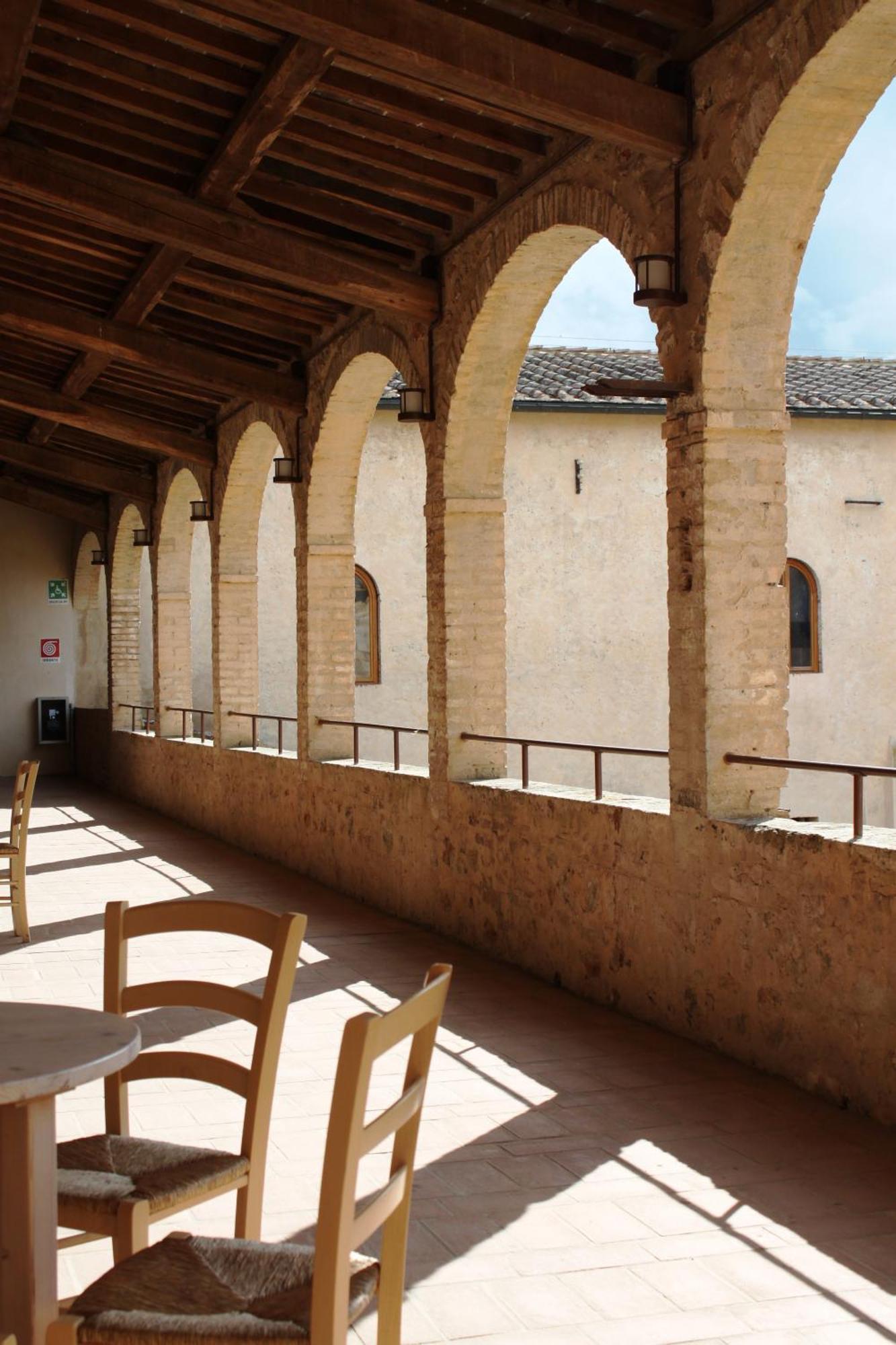 Contessa Ava Dei Lambardi Hostel Monteriggioni