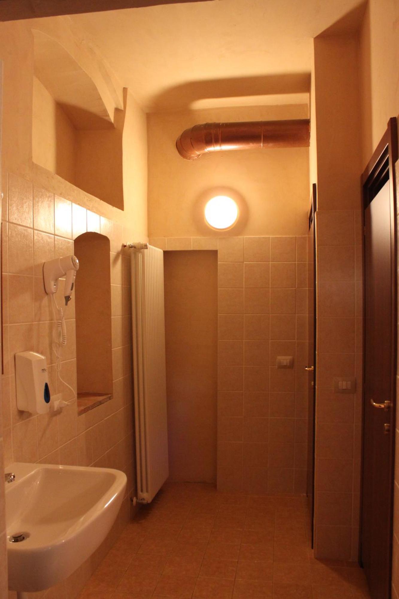Hostal Contessa Ava Dei Lambardi